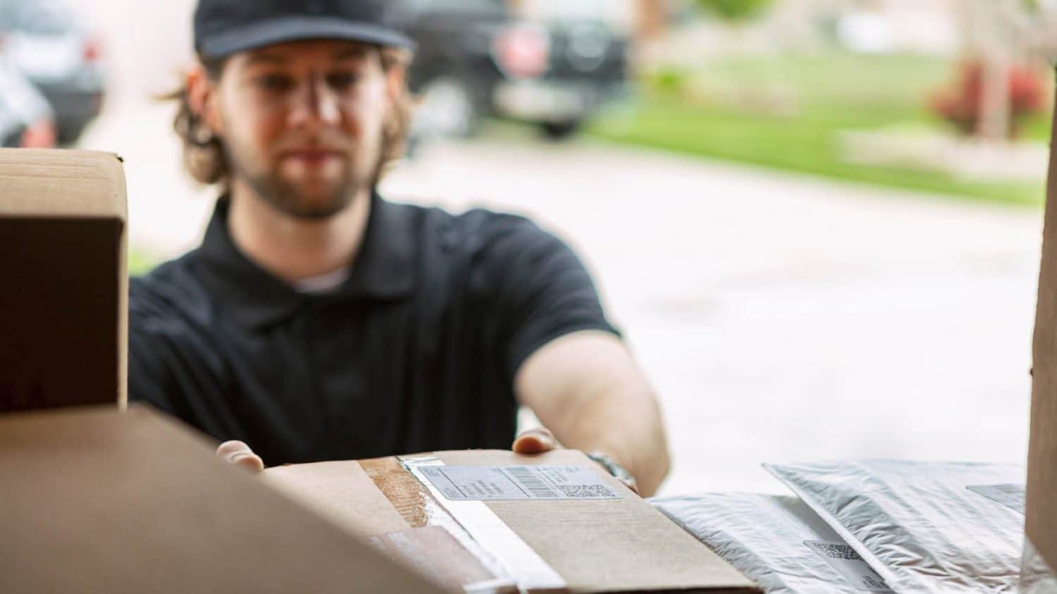 Your Business Needs A Reliable Last-Mile Delivery Partner