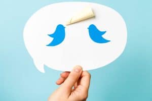 5 Ways Businesses Can Use Twitter Polls