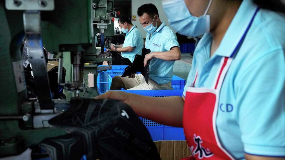 Anti-Virus Controls Tighten In China's; Manufacturing Deteriorates