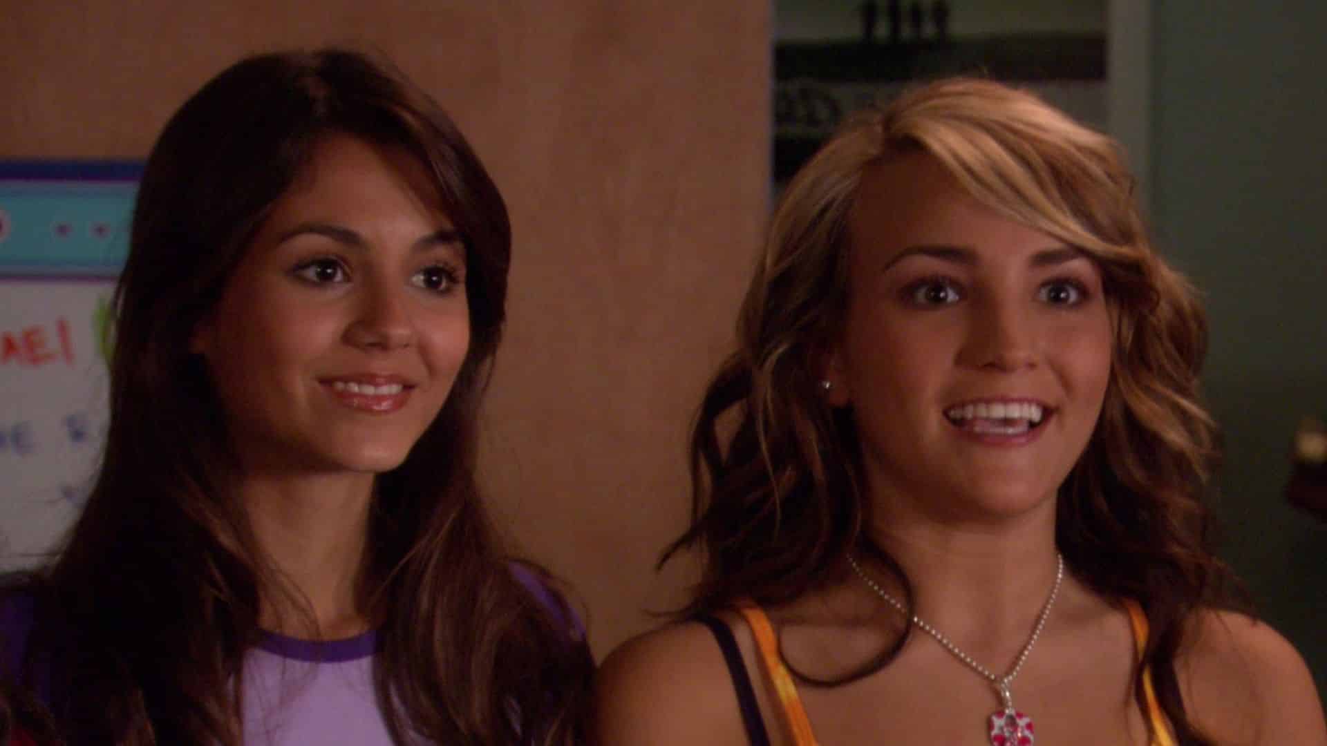 Zoey 101 Season 3-4 Came On Netflix And Fans Are Going Silly