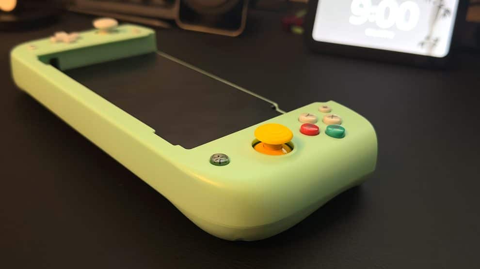 CRKD’s NEO S Controller: The Retro Switch Pad for Best Gaming