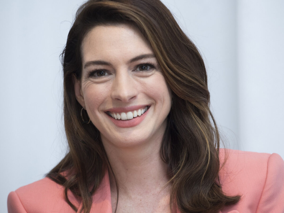 Anne Hathaway Had To Kiss Ten Men For A Chemistry Test During A 'Gross' Audition